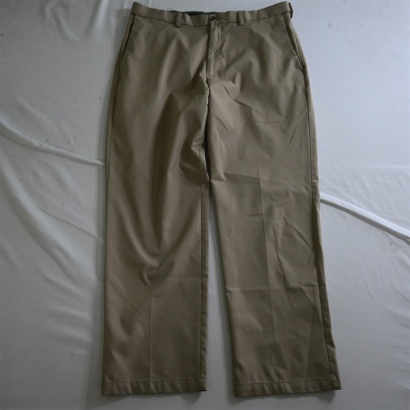 Haggar‎ 36x30 Brown Classic Fit Cool Right Performance Flex Mens Dress Pants - Picture 1 of 9